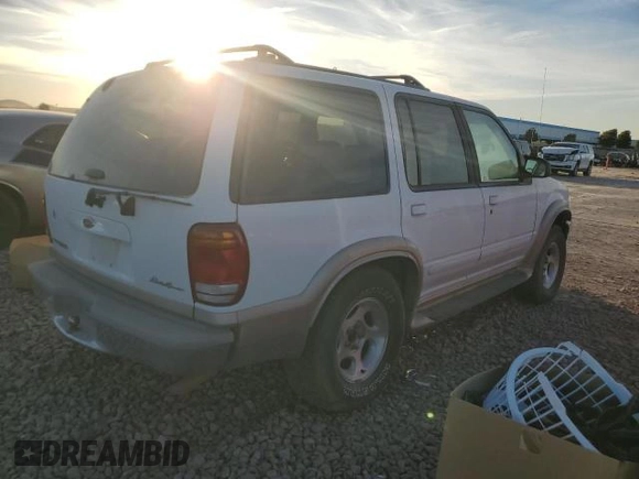 1999 Ford Explorer XLT z VIN 1FMZU34E8XZB93177, wystawiony jako Copart lot #61252815 z przebiegiem 133 452 mil mil oraz Czysty tytuł • Clean title. Historia ofert i sprzedaży dostępna na DreamBid. Obrazek 3.