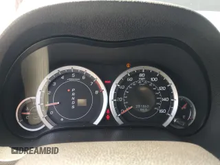 2011 Acura TSX z VIN JH4CU2F62BC009744, wystawiony jako Copart lot #58587335 z przebiegiem 231 362 mil mil oraz Szkoda całkowita • Salvage title. Historia ofert i sprzedaży dostępna na DreamBid. Obrazek 9.