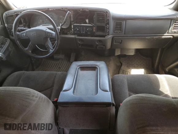 2003 Chevrolet Silverado 1500HD LS z VIN 1GCGC13U33F194292, wystawiony jako Copart lot #57865835 z przebiegiem 237 989 mil mil oraz Szkoda całkowita • Salvage title. Historia ofert i sprzedaży dostępna na DreamBid. Obrazek 8.