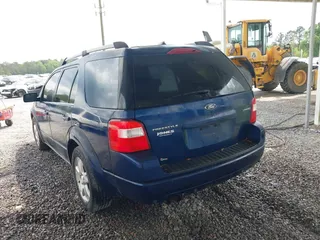 2007 Ford Freestyle Limited z VIN 1FMDK03127GA16326, wystawiony jako IAAI lot #42025454 z przebiegiem 200 664 mil mil oraz . Historia ofert i sprzedaży dostępna na DreamBid. Obrazek 3.