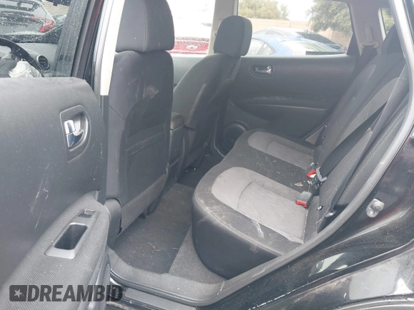 2013 Nissan Rogue S with VIN JN8AS5MT6DW501000, listed as a IAAI auction lot 41772447 with 110,811 mi miles. Bid and sale history available at carsss.com. Image 8.