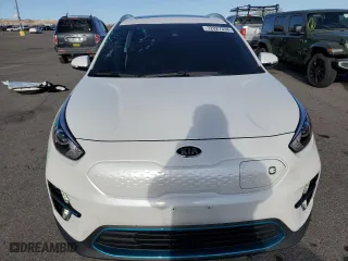 2020 Kia Niro EV EX Premium with VIN KNDCE3LG8L5080860, listed as a Copart auction lot 72027334 with 44,903 mi miles and Salvage Title. Bid and sale history available at carsss.com. Image 5.