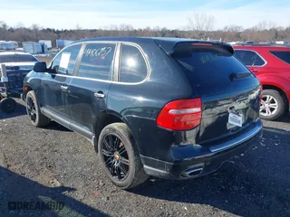 2008 Porsche Cayenne with VIN WP1AA29P28LA15721, listed as a IAAI auction lot 41406757 with 156,409 mi miles. Bid and sale history available at carsss.com. Image 3.