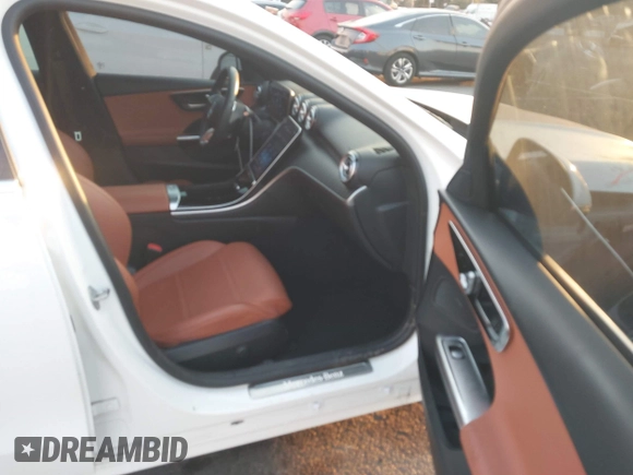 2022 Mercedes-Benz C 300 with VIN W1KAF4GBXNR039236, listed as a IAAI auction lot 41260787 with 20,658 mi miles and . Bid and sale history available at DreamBid. Image 5.