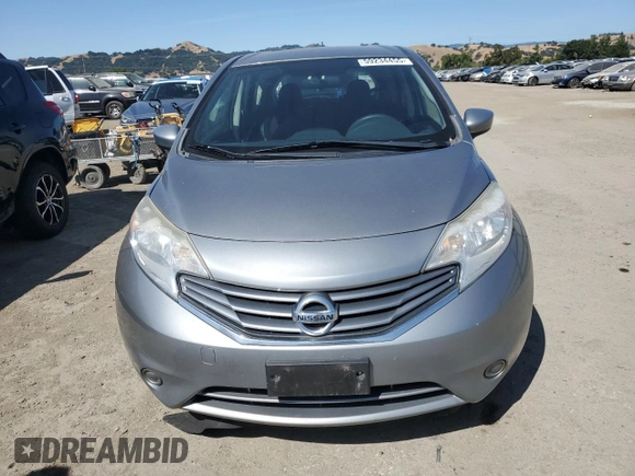 2015 Nissan Note SR with VIN 3N1CE2CP1FL376255, listed as a Copart auction lot 59234455 with 84,686 mi miles and Salvage title. Bid and sale history available at DreamBid. Image 5.
