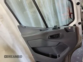 2019 Ford Transit с VIN 1FTYR1YG5KKB43503, выставлен на аукционе IAAI как лот 42516877 с пробегом 136 230 миль миль и . История ставок и продаж доступна на DreamBid. Изображение 9.