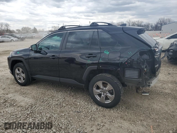 2022 Toyota RAV4 XLE with VIN 2T3P1RFV6NC276870, listed as a Copart auction lot 50611735 with 52,614 mi miles and Salvage Title. Bid and sale history available at carsss.com. Image 2.