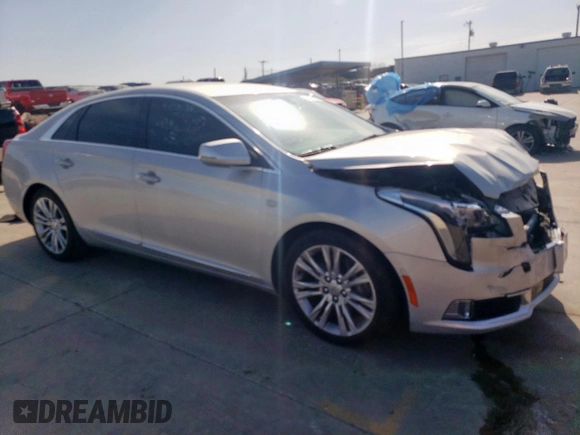 2019 Cadillac XTS Luxury z VIN 2G61M5S37K9153533, wystawiony jako Copart lot #51378515 z przebiegiem 72 599 mil mil oraz Szkoda całkowita • Salvage title. Historia ofert i sprzedaży dostępna na DreamBid. Obrazek 4.