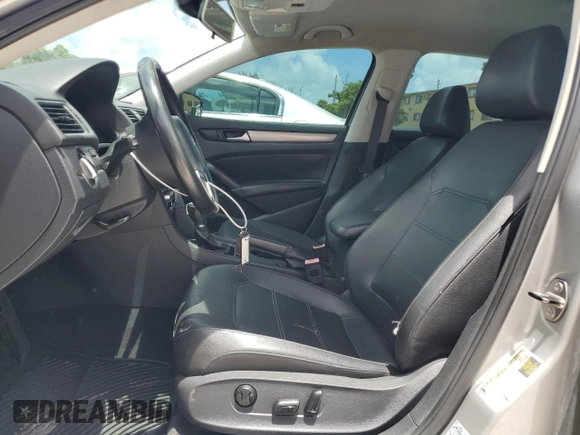 2014 Volkswagen Passat Wolfsburg Edition with VIN 1VWAS7A32EC105139, listed as a Copart auction lot 61187895 with 139,191 mi miles and Clean title. Bid and sale history available at DreamBid. Image 7.