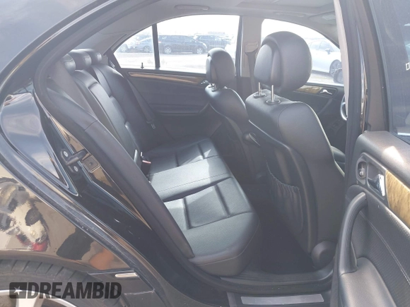 2007 Mercedes-Benz C 230 Sport z VIN WDBRF52H07F929603, wystawiony jako IAAI lot #41994234 z przebiegiem 171 484 mil mil oraz . Historia ofert i sprzedaży dostępna na DreamBid. Obrazek 8.