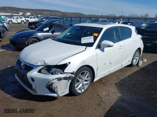 2014 Lexus CT 200h Hybrid with VIN JTHKD5BHXE2195743, listed as a IAAI auction lot 41514301 with 136,631 mi miles. Bid and sale history available at carsss.com. Image 17.