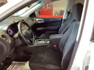2014 Nissan Pathfinder SV z VIN 5N1AR2MM0EC710116, wystawiony jako IAAI lot #42526414 z przebiegiem 269 202 mil mil oraz . Historia ofert i sprzedaży dostępna na DreamBid. Obrazek 1.