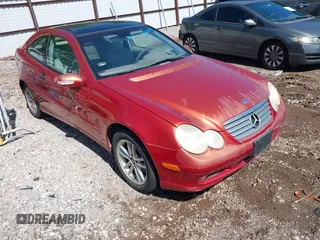 2002 Mercedes-Benz C 230/260/280/320 with VIN WDBRN47J02A346107, listed as a IAAI auction lot 42149980 with Not Provided miles and . Bid and sale history available at DreamBid. Image 1.