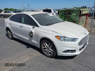 2015 Ford Fusion SE z VIN 3FA6P0H73FR164266, wystawiony jako IAAI lot #41772020 z przebiegiem 131 151 mil mil oraz . Historia ofert i sprzedaży dostępna na DreamBid. Obrazek 1.