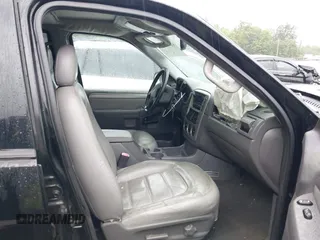 2005 Ford Explorer XLT with VIN 1FMDU73E65UA51729, listed as a IAAI auction lot 42242899 with 202,084 mi miles and . Bid and sale history available at DreamBid. Image 5.
