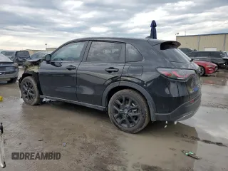2024 Honda HR-V Sport z VIN 3CZRZ1H53RM727351, wystawiony jako Copart lot #54779855 z przebiegiem 18 855 mil mil oraz Szkoda całkowita • Salvage title. Historia ofert i sprzedaży dostępna na DreamBid. Obrazek 2.