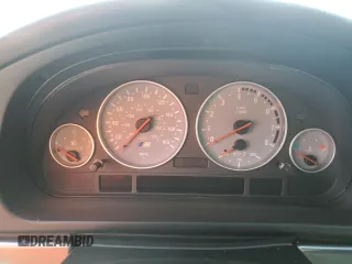 2003 BMW M5 z VIN WBSDE93433CF93518, wystawiony jako Copart lot #77962914 z przebiegiem Nie podano mil oraz Nie do naprawy. Historia ofert i sprzedaży dostępna na DreamBid. Obrazek 9.