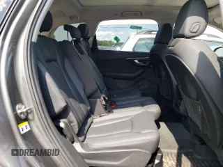 2020 Audi Q7 Premium Plus z VIN WA1LJAF74LD013460, wystawiony jako Copart lot #61324843 z przebiegiem 13 607 mil mil oraz . Historia ofert i sprzedaży dostępna na DreamBid. Obrazek 11.