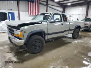 1996 Dodge Dakota с VIN 1B7GG23XXTS645438, выставлен на аукционе Copart как лот 57796965 с пробегом 129 416 миль миль и Списание • Salvage title. История ставок и продаж доступна на DreamBid. Изображение 1.