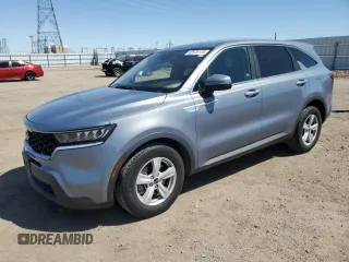 2021 Kia Sorento LX z VIN 5XYRG4LC1MG002257, wystawiony jako Copart lot #52570175 z przebiegiem 180 847 mil mil oraz Szkoda całkowita • Salvage title. Historia ofert i sprzedaży dostępna na DreamBid. Obrazek 1.