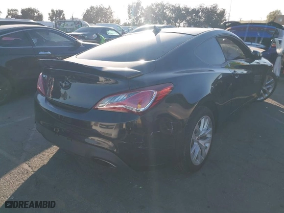 2013 Hyundai Genesis Coupe 2.0T R-Spec with VIN KMHHT6KDXDU095528, listed as a IAAI auction lot 41409123 with 1 mi miles. Bid and sale history available at carsss.com. Image 4.