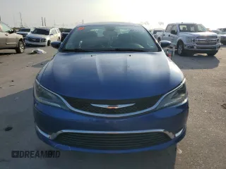 2015 Chrysler 200 Limited with VIN 1C3CCCAB1FN697104, listed as a Copart auction lot 58912235 with Not provided miles and Salvage title. Bid and sale history available at DreamBid. Image 5.