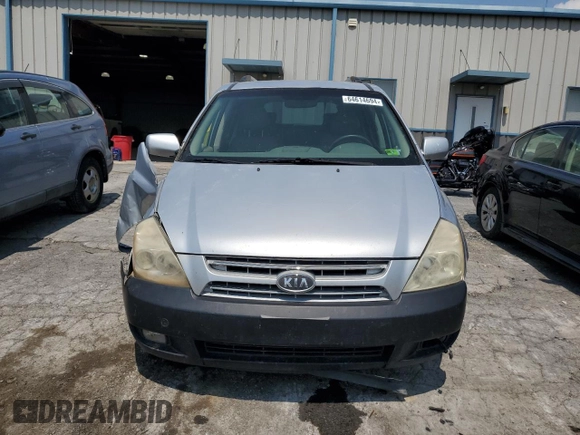 2009 Kia Sedona LX with VIN KNDMB233096296810, listed as a Copart auction lot 64614694 with 231,572 mi miles and Salvage Title. Bid and sale history available at carsss.com. Image 5.