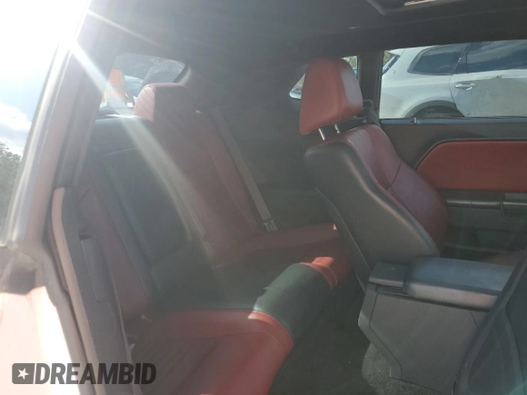 2013 Dodge Challenger SXT z VIN 2C3CDYAG0DH595482, wystawiony jako Copart lot #52610005 z przebiegiem 97 470 mil mil oraz Szkoda całkowita • Salvage title. Historia ofert i sprzedaży dostępna na DreamBid. Obrazek 10.