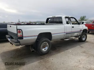 2000 Dodge 2500 with VIN 3B7KF2367YG158765, listed as a Copart auction lot 59000375 with Not provided miles and Salvage title. Bid and sale history available at DreamBid. Image 3.