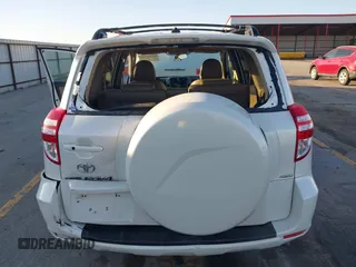 2010 Toyota RAV4 Ltd with VIN 2T3DF4DV2AW059402, listed as a IAAI auction lot 41754596 with 158,088 mi miles. Bid and sale history available at carsss.com. Image 6.