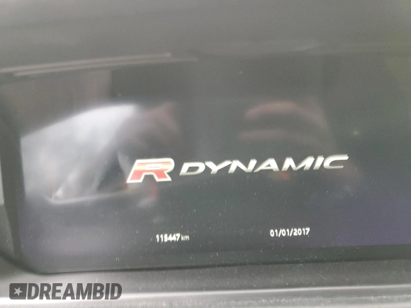 2019 Land Rover Range Rover Velar R-Dynamic HSE with VIN SALYM2FX0KA222812, listed as a Copart auction lot 83140394 with 115,447 mi miles and Salvage Title. Bid and sale history available at carsss.com. Image 9.