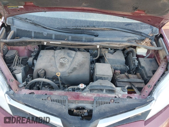 2018 Toyota Sienna LE Auto Access Seat with VIN 5TDKZ3DC2JS902975, listed as a IAAI auction lot 41313115 with 120,808 mi miles. Bid and sale history available at carsss.com. Image 10.