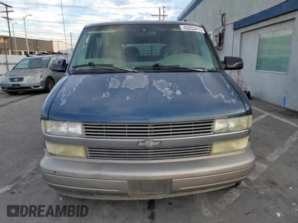 2002 Chevrolet Astro with VIN 1GNDM19X22B145342, listed as a Copart auction lot 43203415 with 212,976 mi miles and Salvage Title. Bid and sale history available at carsss.com. Image 5.