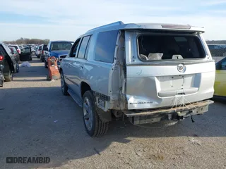2015 Cadillac Escalade Luxury with VIN 1GYS4BKJ1FR300806, listed as a IAAI auction lot 41816789 with 131,457 mi miles. Bid and sale history available at carsss.com. Image 3.