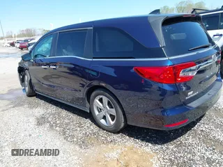 2019 Honda Odyssey EX-L with VIN 5FNRL6H78KB124346, listed as a IAAI auction lot 41977283 with 83,054 mi miles. Bid and sale history available at carsss.com. Image 3.