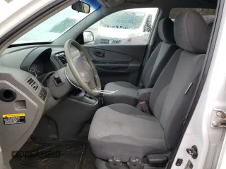 2006 Hyundai Tucson GL with VIN KM8JM12B86U441353, listed as a Copart auction lot 42886664 with 110,495 mi miles and Salvage Title. Bid and sale history available at carsss.com. Image 7.