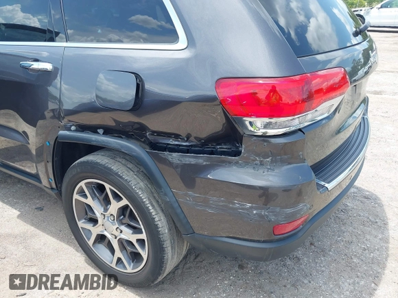 2019 Jeep Grand Cherokee Limited with VIN 1C4RJEBG8KC732583, listed as a IAAI auction lot 42415711 with 69,886 mi miles and . Bid and sale history available at DreamBid. Image 6.
