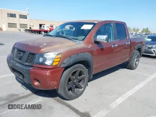 2004 Nissan Titan LE z VIN 1N6AA07A84N514538, wystawiony jako IAAI lot #42396385 z przebiegiem 214 783 mil mil oraz . Historia ofert i sprzedaży dostępna na DreamBid. Obrazek 17.
