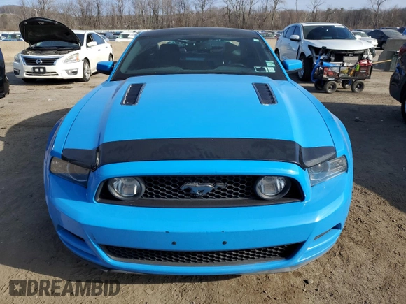 2013 Ford Mustang GT with VIN 1ZVBP8CFXD5283712, listed as a Copart auction lot 49121165 with 68,032 mi miles and Salvage Title. Bid and sale history available at carsss.com. Image 5.