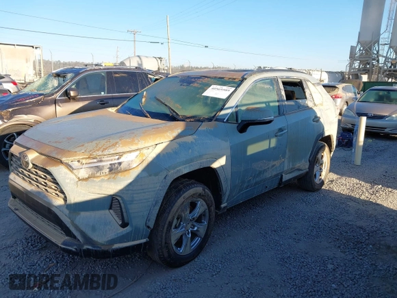 2023 Toyota RAV4 XLE with VIN 2T3P1RFV0PW386847, listed as a IAAI auction lot 40569589 with 1 mi miles. Bid and sale history available at carsss.com. Image 17.