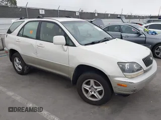 2000 Lexus RX 300 z VIN JT6GF10U2Y0071936, wystawiony jako IAAI lot #42486329 z przebiegiem 138 387 mil mil oraz . Historia ofert i sprzedaży dostępna na DreamBid. Obrazek 1.