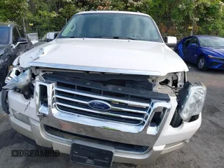 2010 Ford Explorer Eddie Bauer z VIN 1FMEU7EE1AUA40939, wystawiony jako IAAI lot #42009339 z przebiegiem 216 731 mil mil oraz . Historia ofert i sprzedaży dostępna na DreamBid. Obrazek 6.