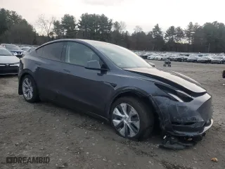 2023 Tesla Model Y Long Range with VIN 7SAYGAEE5PF928930, listed as a Copart auction lot 81572254 with 28,624 mi miles and Salvage Title. Bid and sale history available at carsss.com. Image 4.