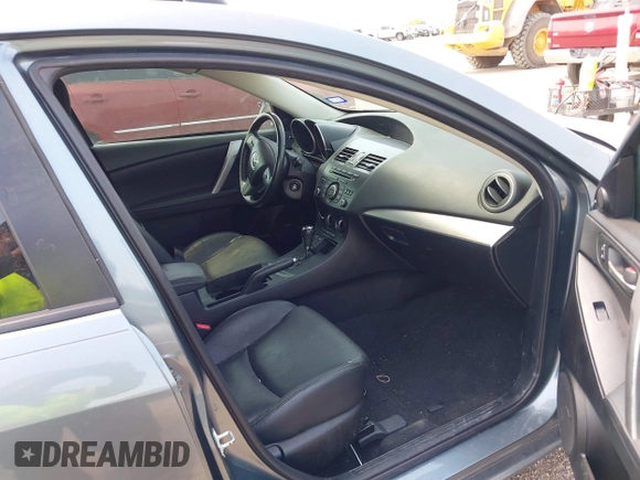 2012 Mazda 3 i Grand Touring with VIN JM1BL1M7XC1673504, listed as a IAAI auction lot 41935004 with 114,259 mi miles and . Bid and sale history available at DreamBid. Image 5.