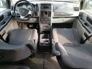 2010 Dodge Grand Caravan SXT with VIN 2D4RN5D11AR331804, listed as a Copart auction lot 73735873 with 183,923 mi miles and Salvage Title. Bid and sale history available at DreamBid. Image 8.