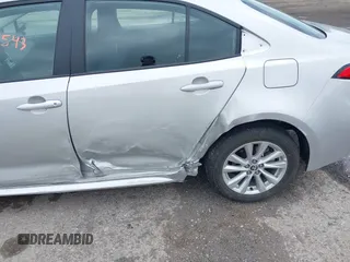 2025 Toyota Corolla LE z VIN 5YFB4MDE0SP241530, wystawiony jako IAAI lot #42175543 z przebiegiem 3222 mil mil oraz . Historia ofert i sprzedaży dostępna na DreamBid. Obrazek 6.