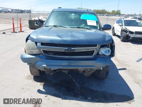 2008 Chevrolet Tahoe 3LT with VIN 1GNFK13008J136325, listed as a IAAI auction lot 42209822 with 196,335 mi miles and . Bid and sale history available at DreamBid. Image 6.