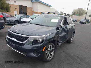 2021 Kia Seltos EX with VIN KNDERCAA7M7155081, listed as a IAAI auction lot 42020035 with 44,513 mi miles. Bid and sale history available at carsss.com. Image 19.
