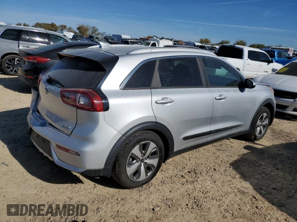2017 Kia Niro FE with VIN KNDCB3LC3H5073697, listed as a Copart auction lot 83549084 with 133,696 mi miles and Salvage Title. Bid and sale history available at carsss.com. Image 3.
