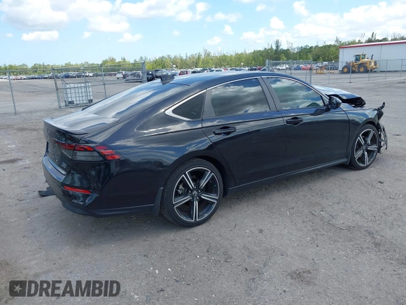 2024 Honda Accord Sport с VIN 1HGCY2F5XRA038624, выставлен на аукционе IAAI как лот 42079871 с пробегом 8 557 миль миль и . История ставок и продаж доступна на DreamBid. Изображение 4.
